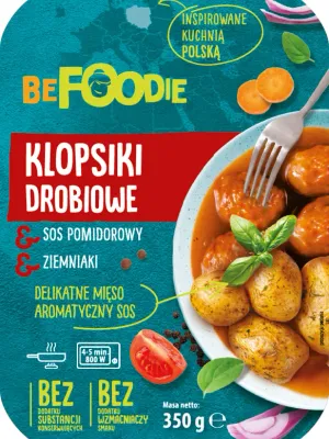 KLOPSIKI DROBIOWE W SOSIE POMIDOROWYM z ziemniakami